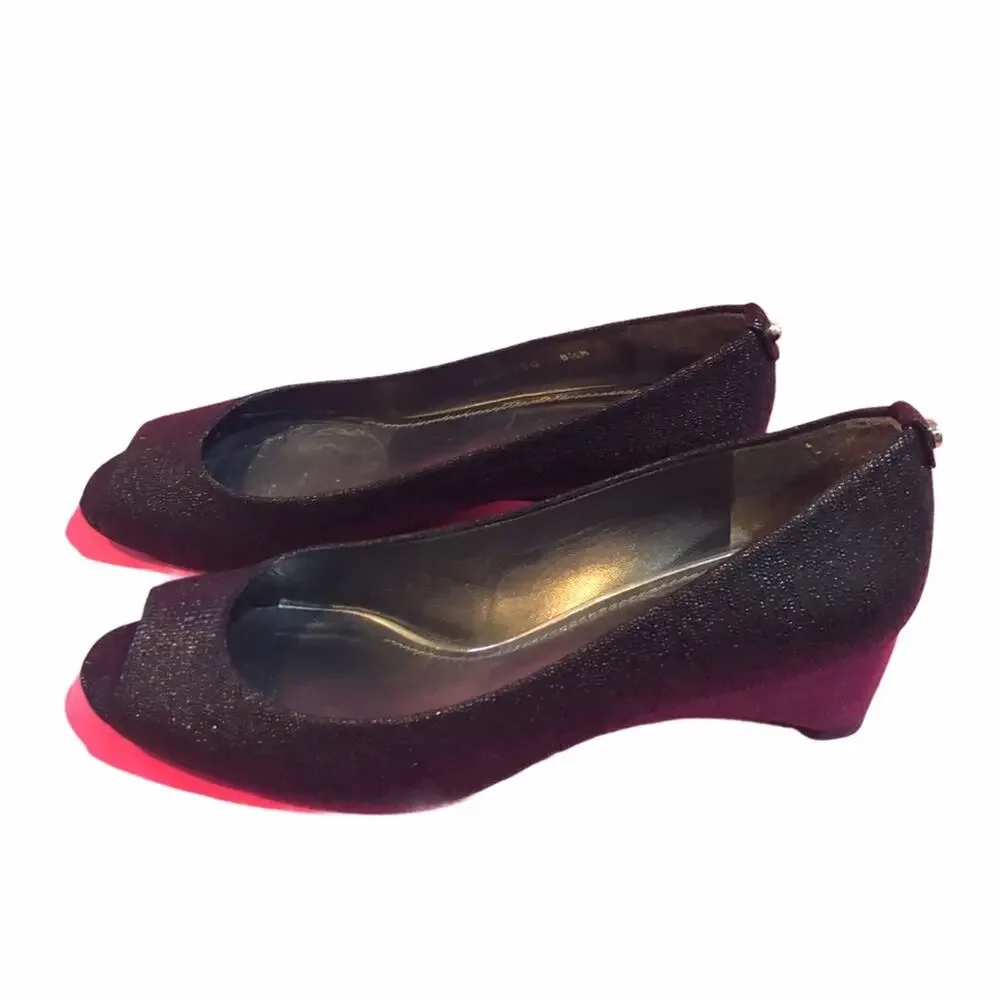 Stuart Weitzman Tofu Peep Toe Wedge Black 8.5 EUC